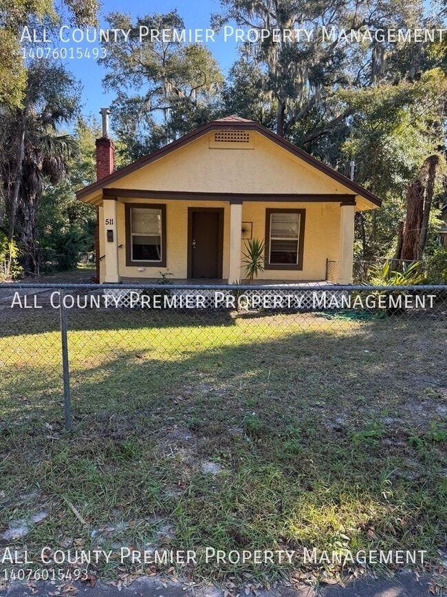 Building Photo - 511 S Dollins Ave