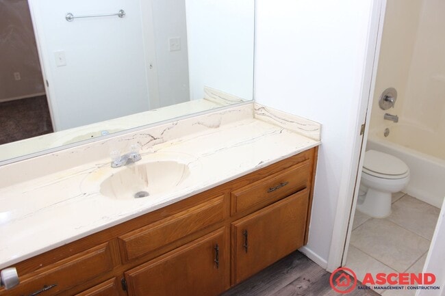 Building Photo - 4609 Baybrook Way