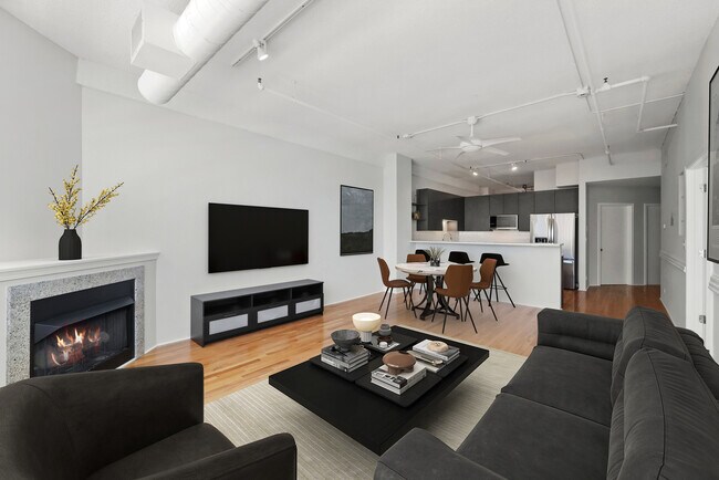 Building Photo - 161 W Harrison St