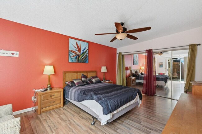 Building Photo - 2929 E Broadway Rd