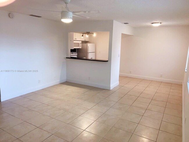 Building Photo - 2525 Polk St