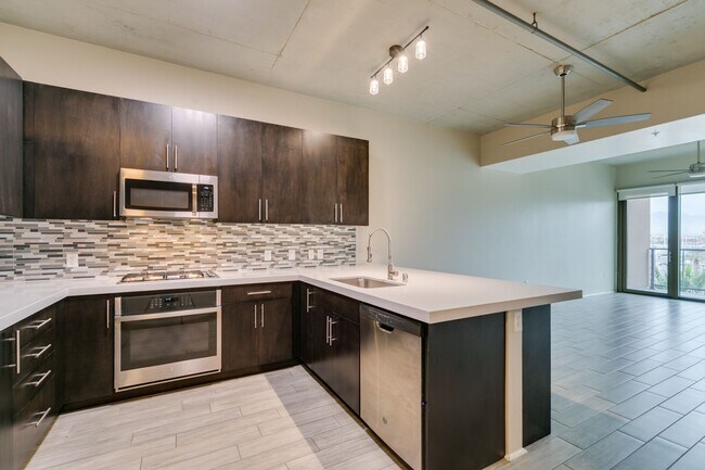 Building Photo - Modern High-Rise Living at Juhl with City Views