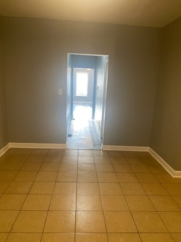 Building Photo - 4747 S Langley Ave
