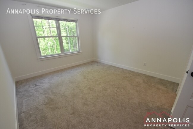 Building Photo - 3601 Edgemont St