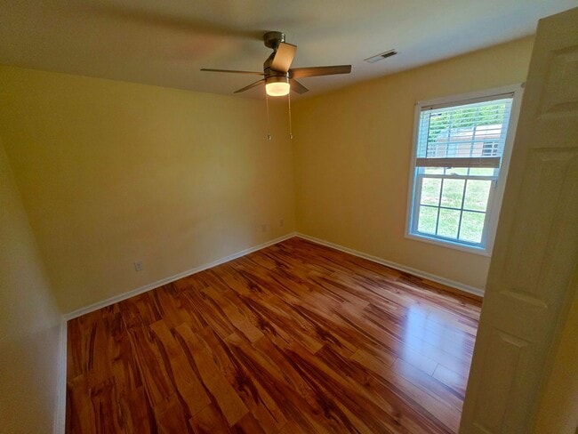 Building Photo - 4Br, 2Ba in Ashbury Park!