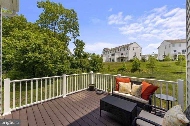 Building Photo - 148 Woodwinds Dr