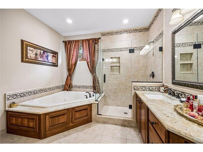 Building Photo - 18464 Farmstead Cir