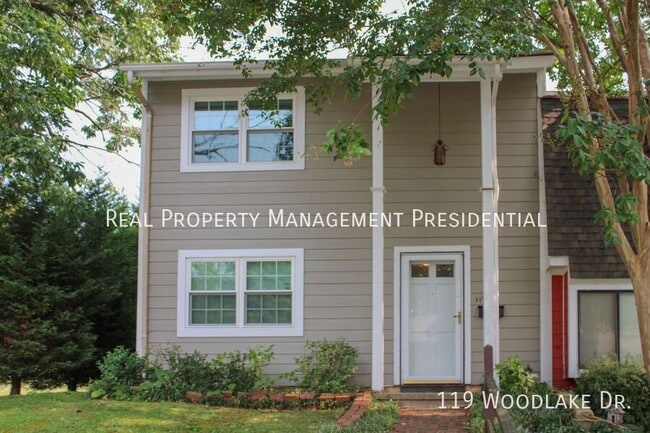 Building Photo - 119 Woodlake Dr