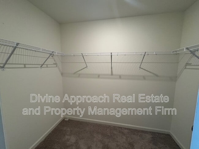 Building Photo - 1609 U W Clemon Dr