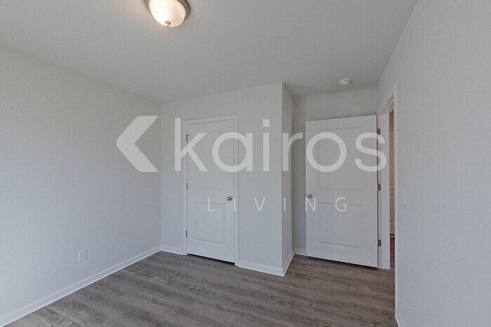 Building Photo - 2537 Provence Dr SE