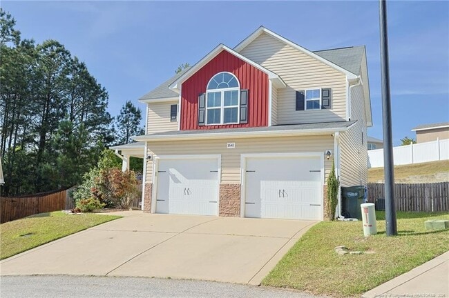 Building Photo - 1641 Mount Rainer Dr