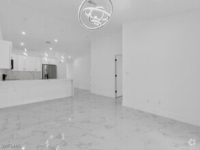 Building Photo - 4738-4740 Douglas Ln