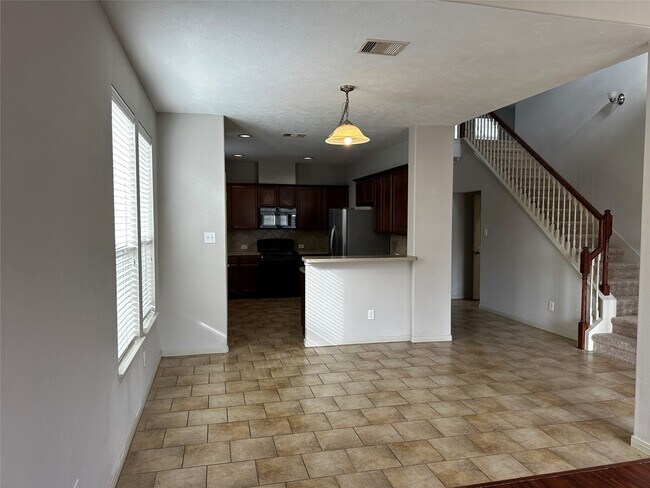 Building Photo - 25110 Ginger Ranch Dr