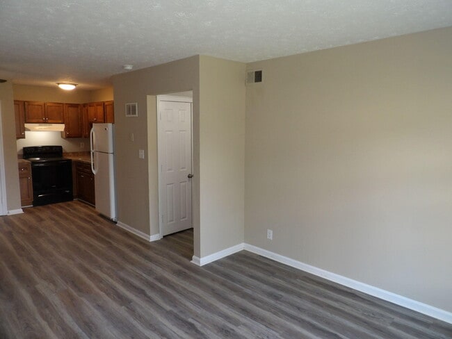 Building Photo - 35 Ashwood Ct