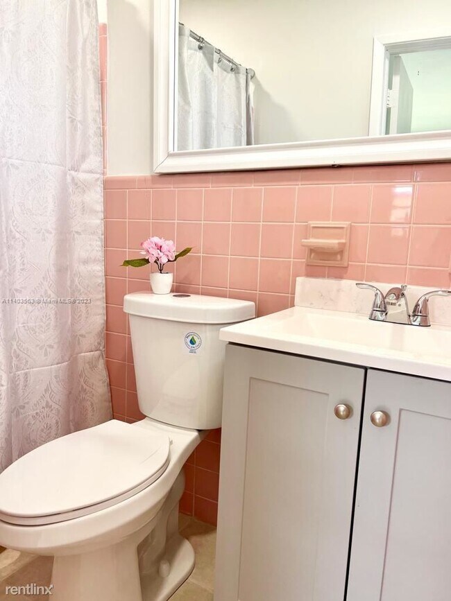 Building Photo - 4 br, 2 bath House - 430 SW 31st Ave