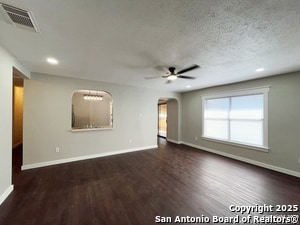 Building Photo - 4867 Camas