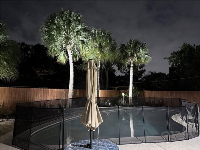 Building Photo - 4012 Chile Dr