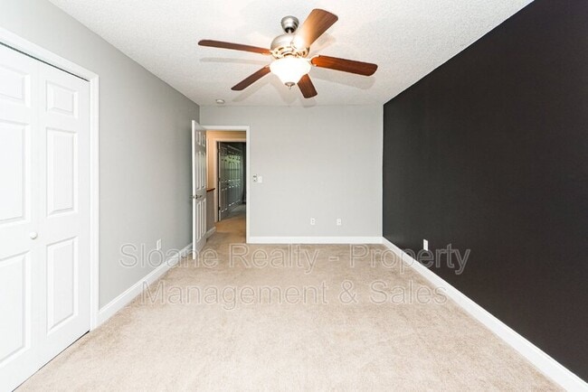 Building Photo - 252 Howle Ave