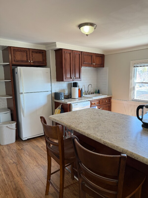 Building Photo - 130 Elmgrove Ave