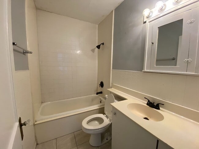 Building Photo - COLLEGE PRE-LEASING