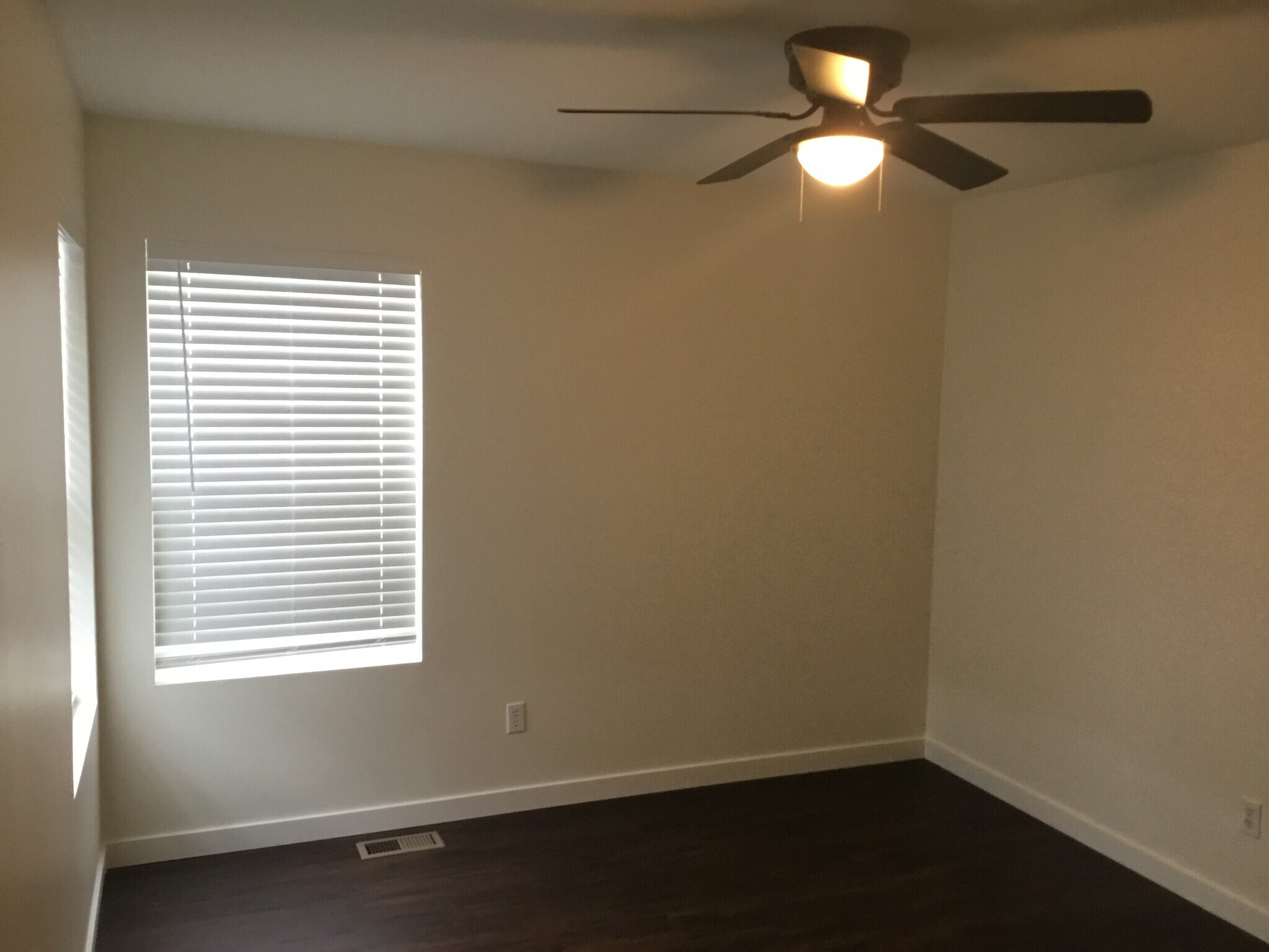 Building Photo - 14827 99th Way Southeast