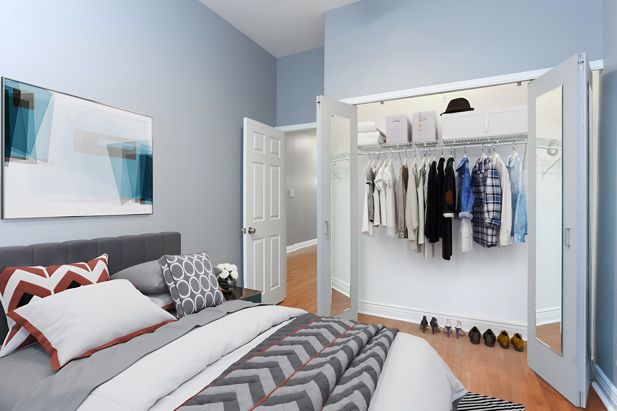 Building Photo - 2613 W Evergreen Ave