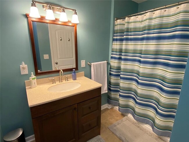 Building Photo - 4 Safe Haven Ct