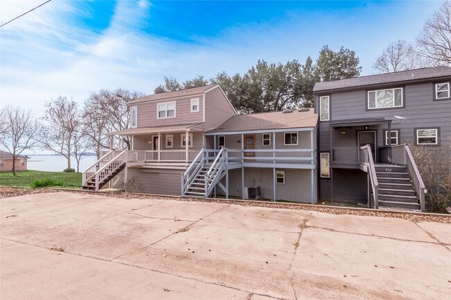 Building Photo - 356 Peach Is Rd