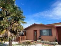 Building Photo - Two bedroom apartment | Available End of March