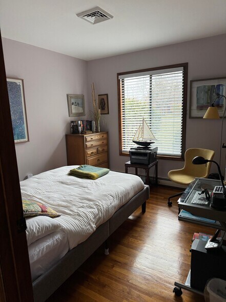 Building Photo - 24 Worthy Way