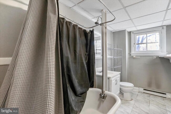 Building Photo - 135 E Antietam St