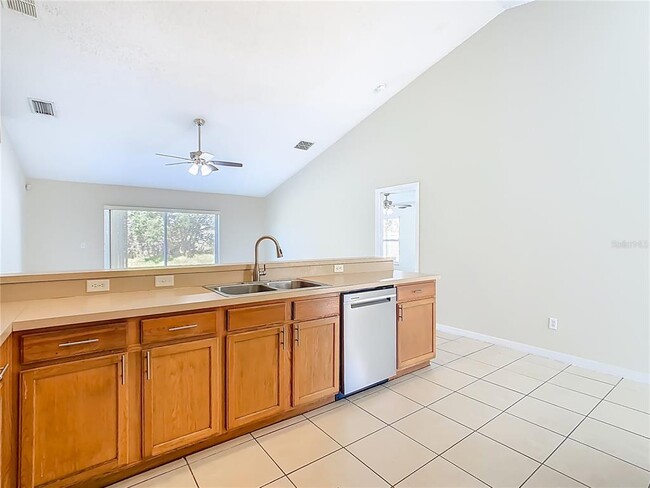 Building Photo - 313 Drum Ln