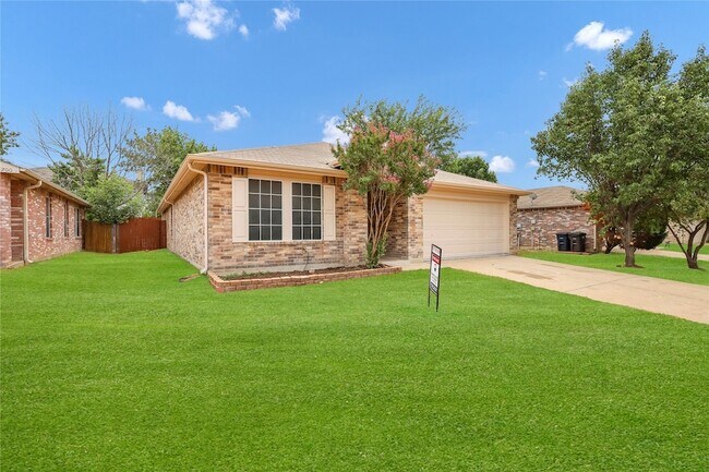 Building Photo - 5132 Bedfordshire Dr