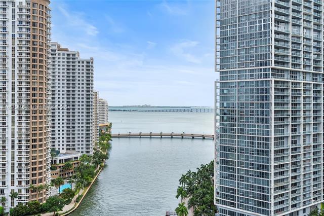 Building Photo - 300 Biscayne Boulevard Way