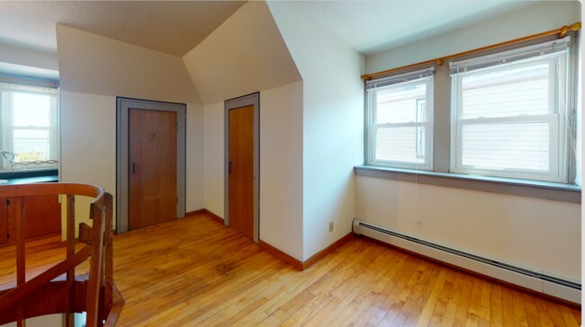 Building Photo - 10 Langdon St