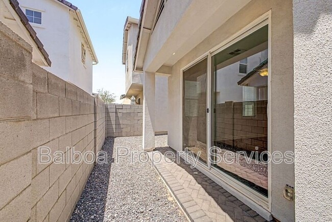 Building Photo - 5532 S Dillon Cir