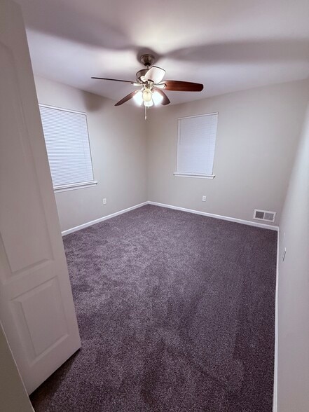 Second Bedroom - 1901 Addison Rd S