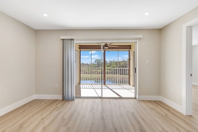 Building Photo - ** COUNTRY CLUB MANOR ** 2 BED / 2 BATH - CONDO - 55+ COMMUNITY - REMODELED - ANNUAL RENTAL