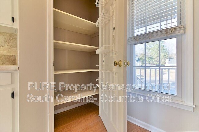 Building Photo - 213 Puller Ct