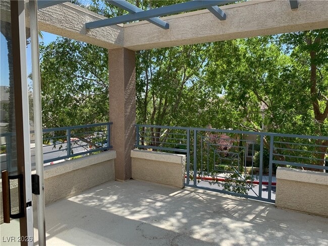 Building Photo - 820 Sunrise Peak Way