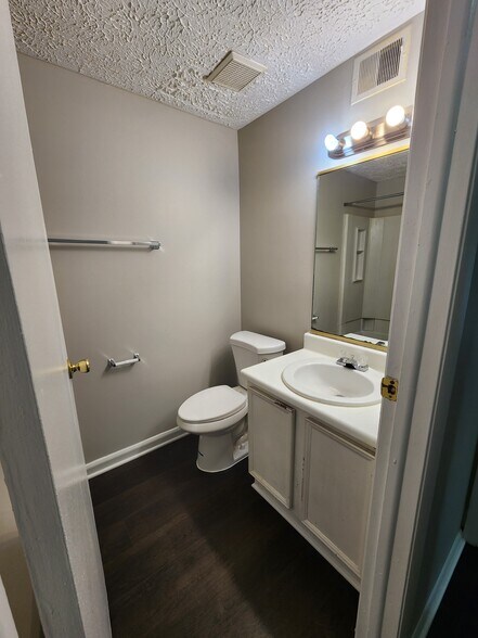 Building Photo - 19529 Gunners Branch Rd