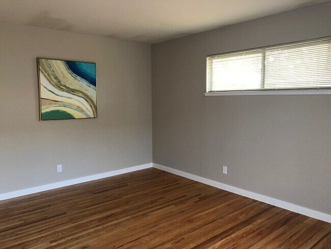 Building Photo - CAMBRIAN- Corner lot