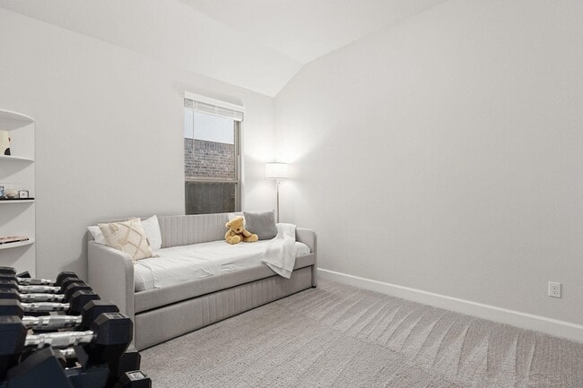 Building Photo - 1909 Sir Nathaniel Ln