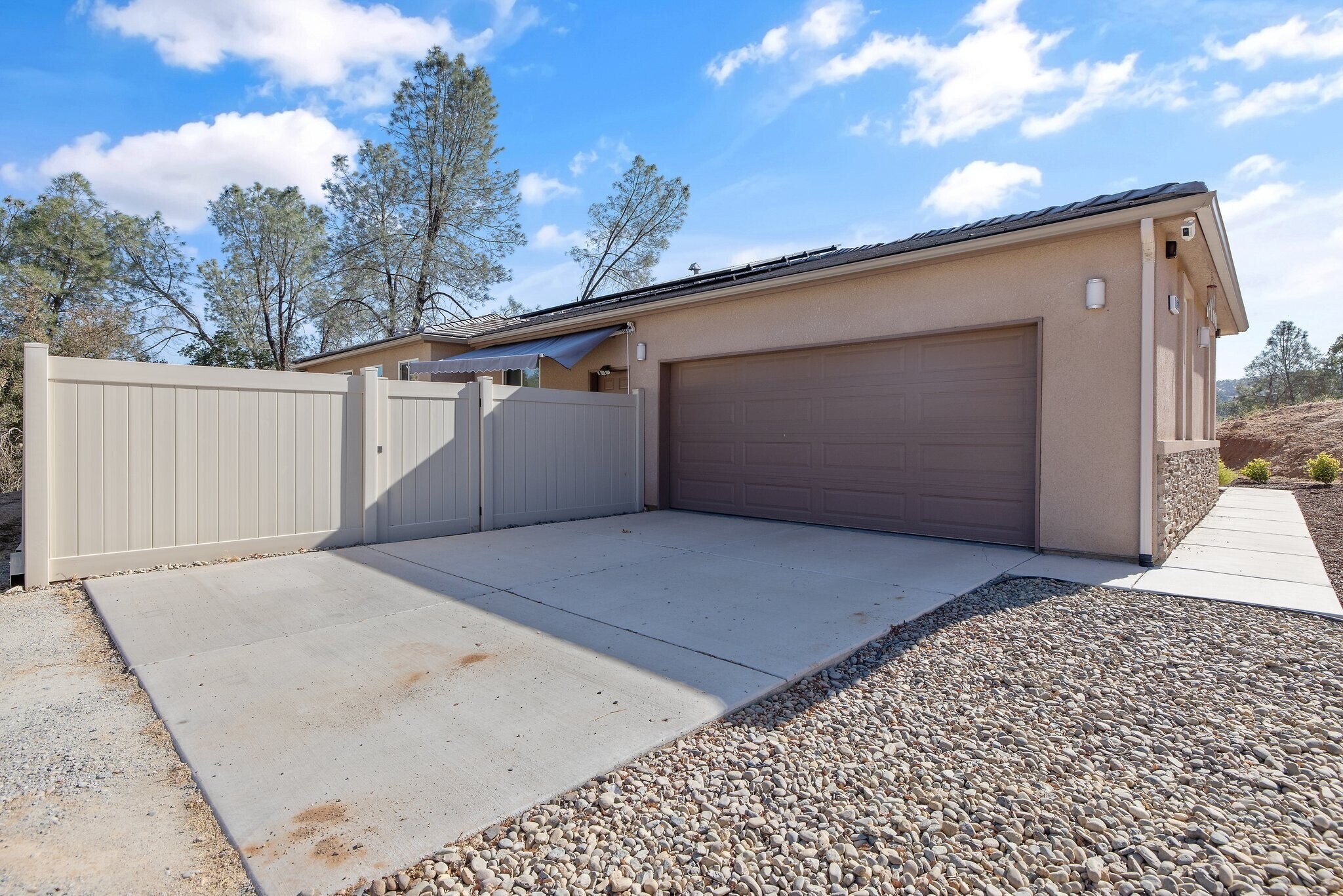 Building Photo - 31658 Rd 400