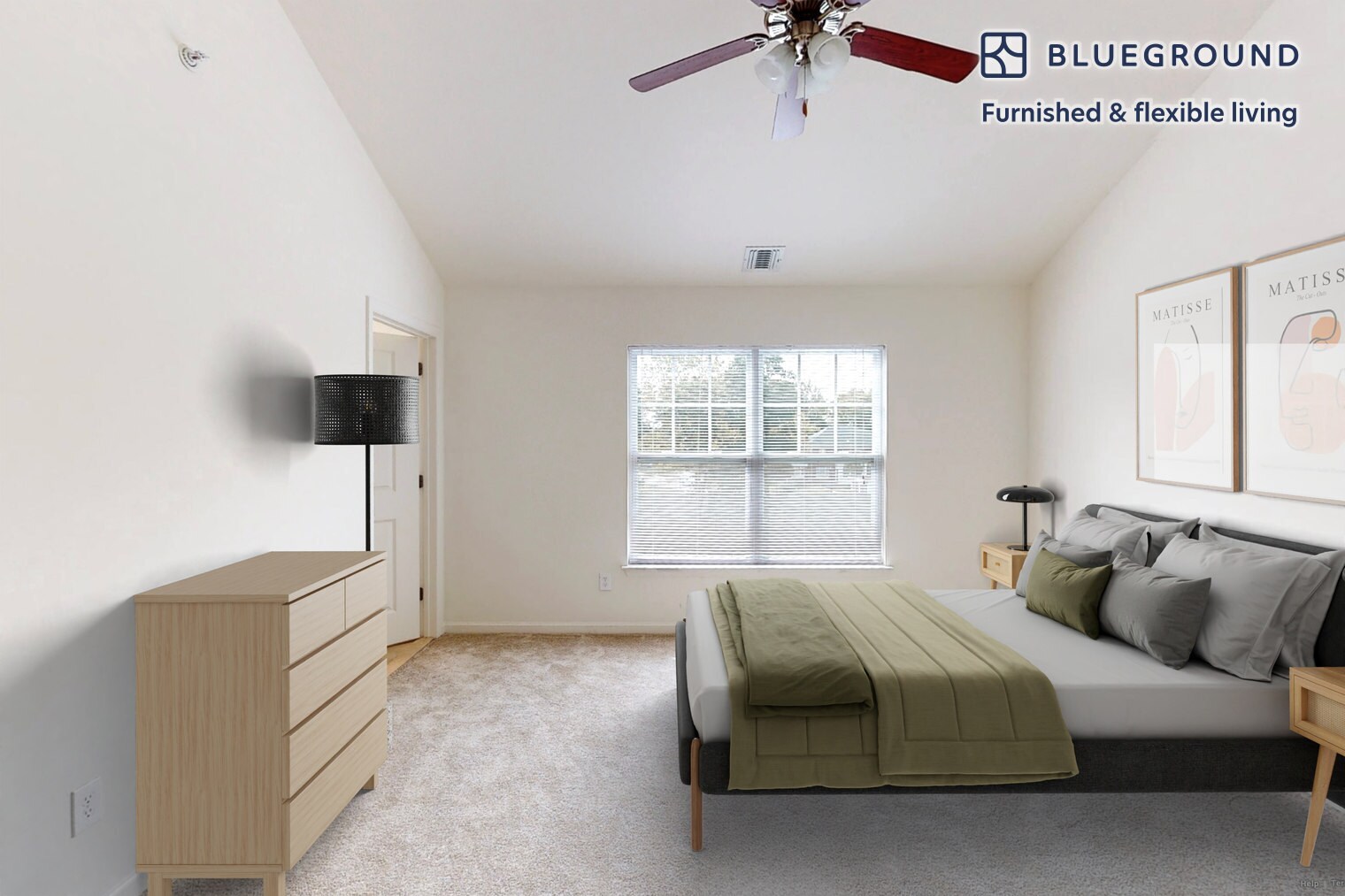 Building Photo - 998 Stewart Ave