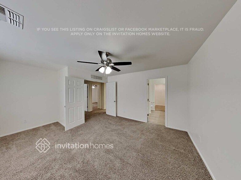 Building Photo - 42944 W Samuel Dr