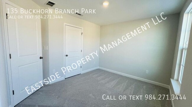 Building Photo - 135 Buckhorn Br Pk