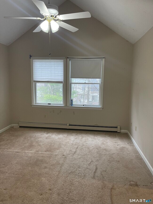 Building Photo - 163 Trotters Way