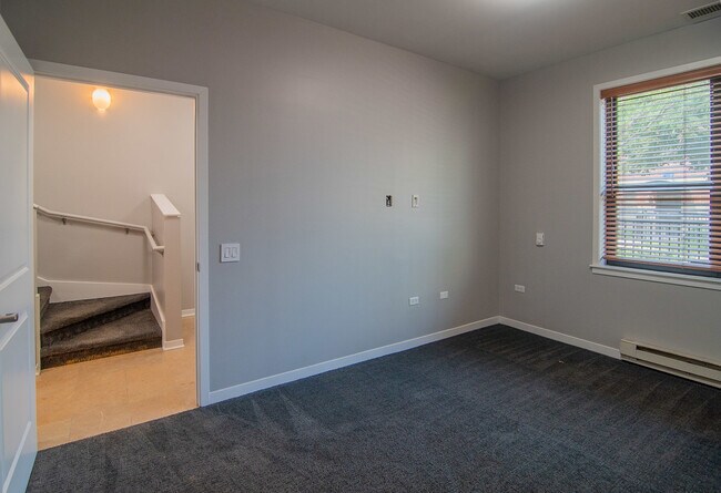 Building Photo - 1152 N Cleveland Ave