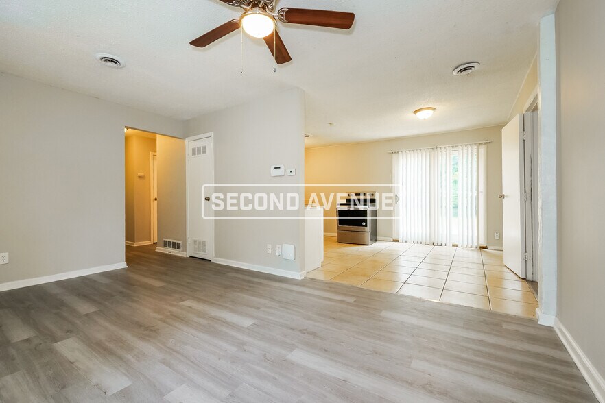 Building Photo - 11305 Marsh Ave